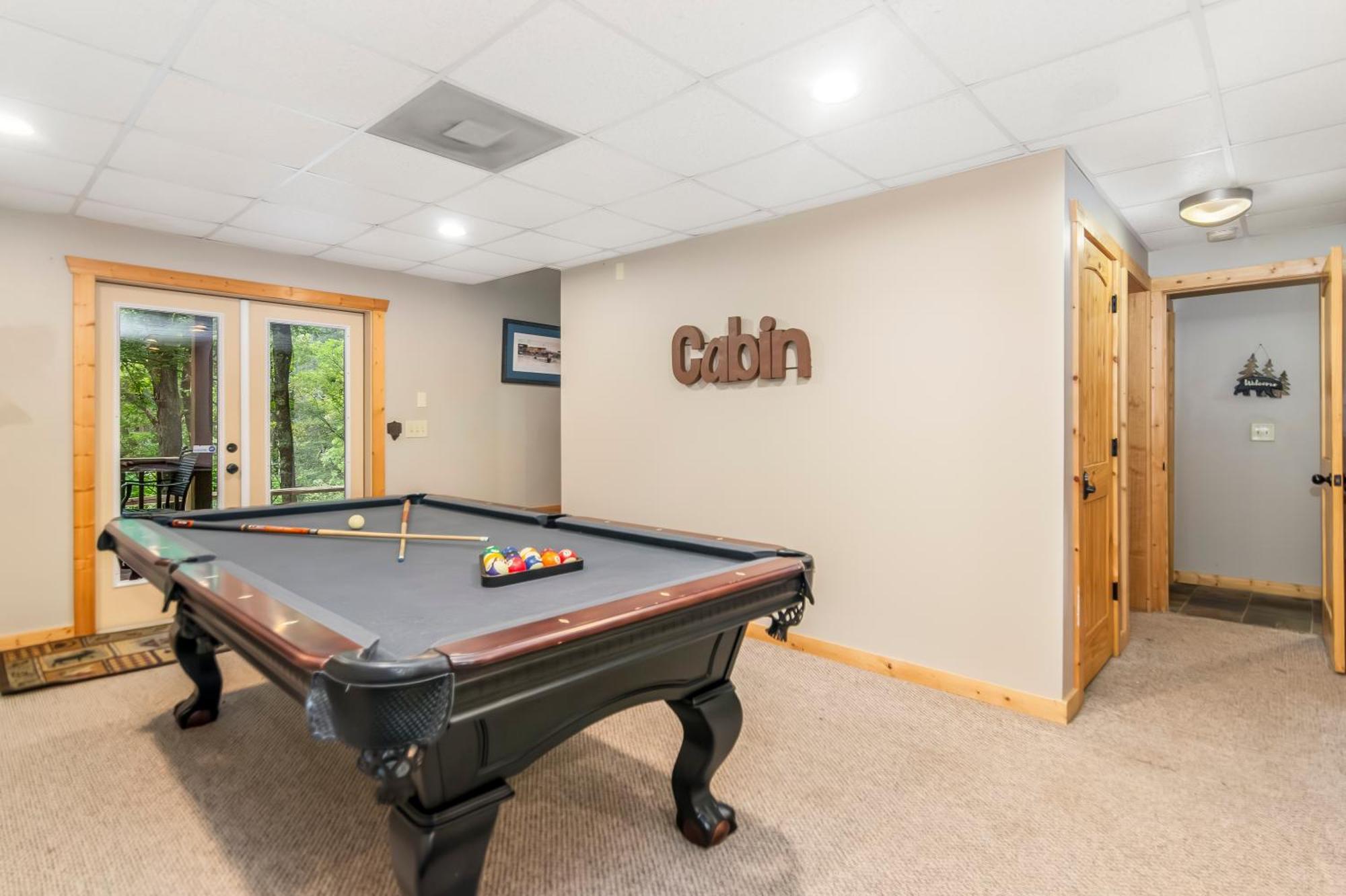 Amazing Creek View Cabin W/ Hot Tub, Firepit & Pool Table エリジェイ エクステリア 写真